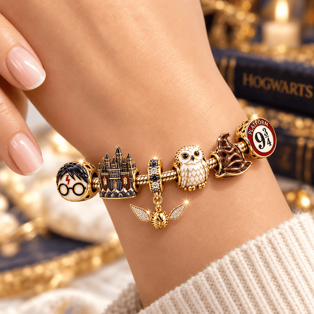 HRP Gold Charm Bracelet Set BMD